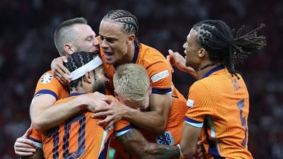 2-1. Países Bajos remonta a Turquía y jugará la semifinal