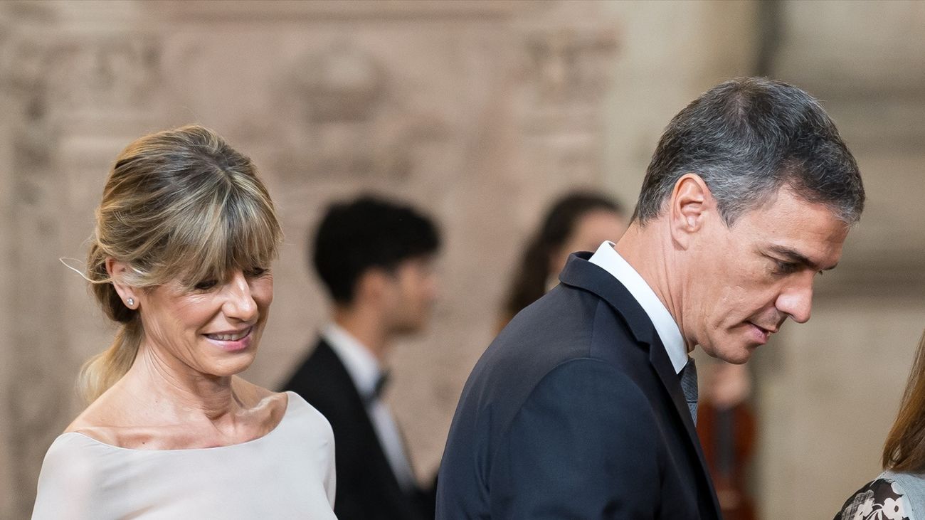 Pedro Sánchez y Begoña Gómez, durante el X aniversario de la Proclamación de Su Majestad el Rey