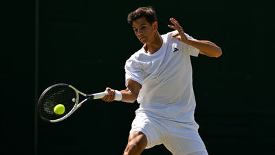 Rafa Jodar, eliminado en cuartos de final de Wimbledon junior