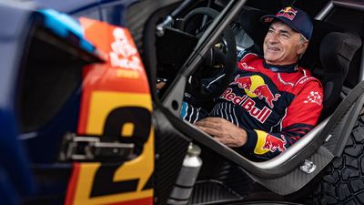 Carlos Sainz estrena coche: "El objetivo final con Ford es ganar el Dakar"