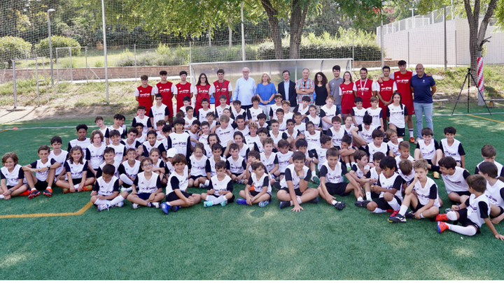Campus de fútbol Vicente del Bosque, donde se aprenden valores del deporte