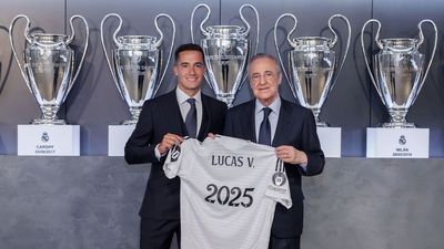 Lucas Vázquez renueva con el Real Madrid hasta 2025