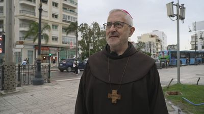 Recorremos Tánger con Emilio Rocha, arzobispo de la ciudad y ¡madrileño!