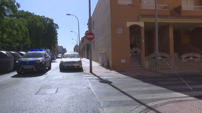 Encuentran los cuerpos de dos hombres con heridas de armas de fuego en el barrio de Los Molinos, Almería