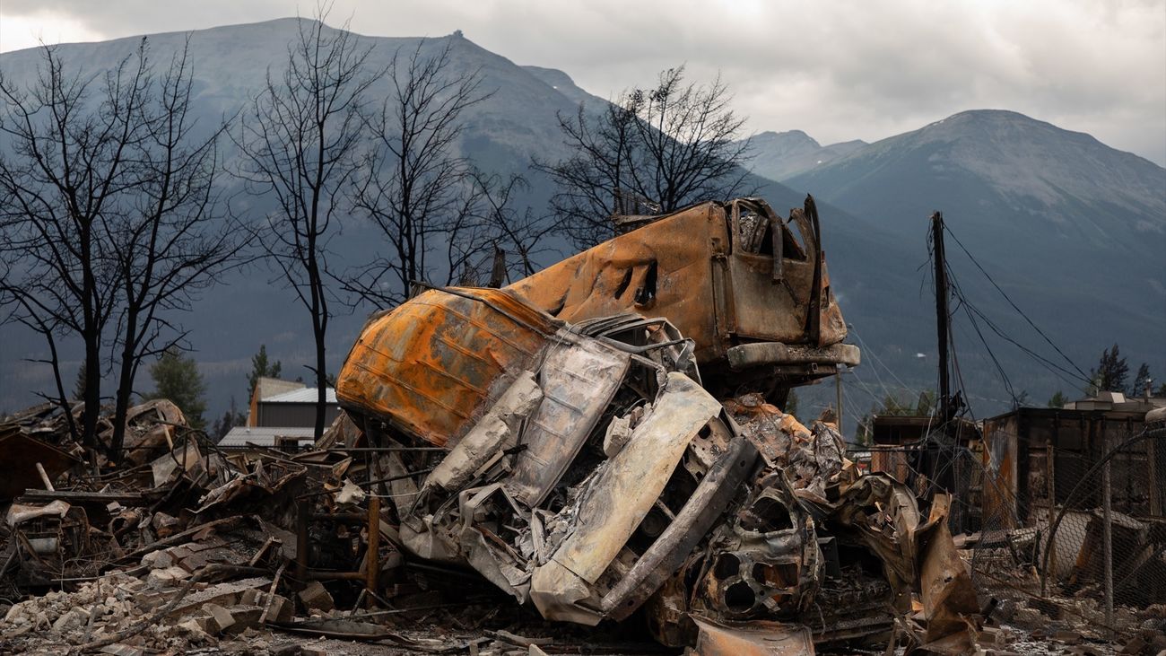 Al menos un tercio de los edificios de Jasper en Canadá han sido destruidos por las llamas