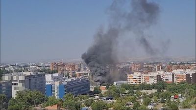 Incendio en el interior del complejo policial de Canillas