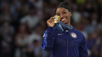 Biles, oro en el concurso individual de gimnasia