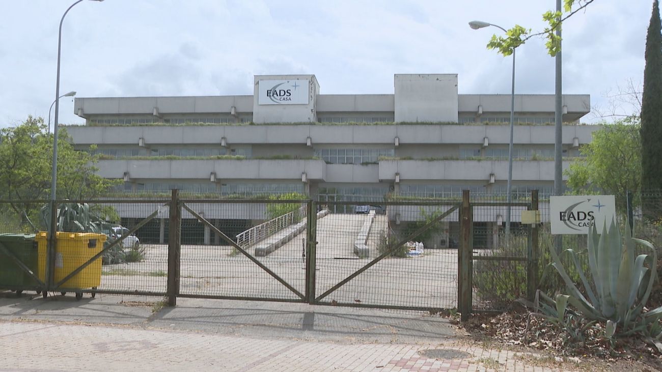 Edificio que albergará el futuro centro de menores inmigrantes en La Cantueña (Fuenlabrada)