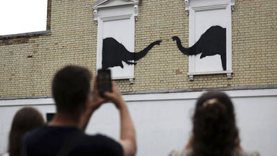 Banksy realiza tres murales de animales en Londres en menos de 72 horas