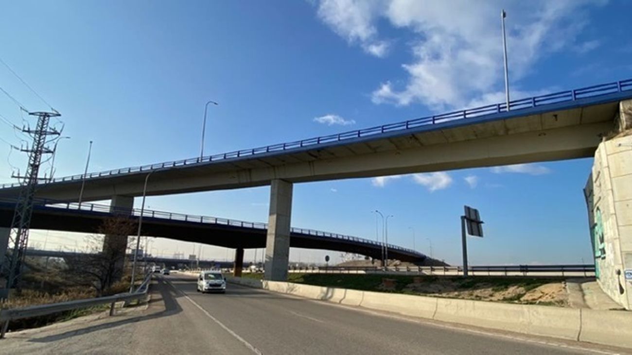 Puente en obras de la M-50 a la altura de Torrejón de Ardoz