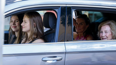 La princesa Leonor se estrena al volante conduciendo por el centro de Palma