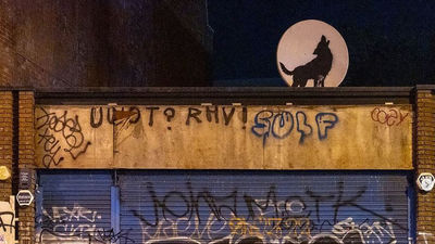 Banksy publica su cuarta creación 'animal' en Londres y la roban a los pocos minutos