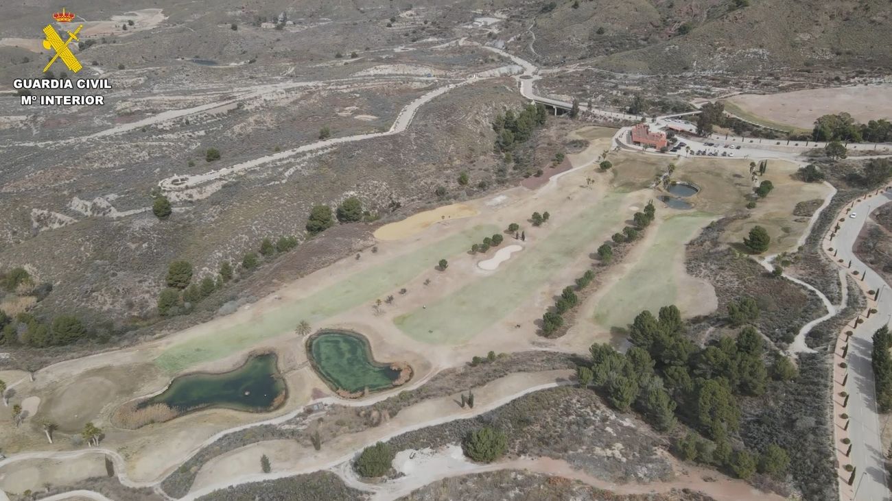 Pozos ilegales en Murcia para regar un campo de golf de un resort