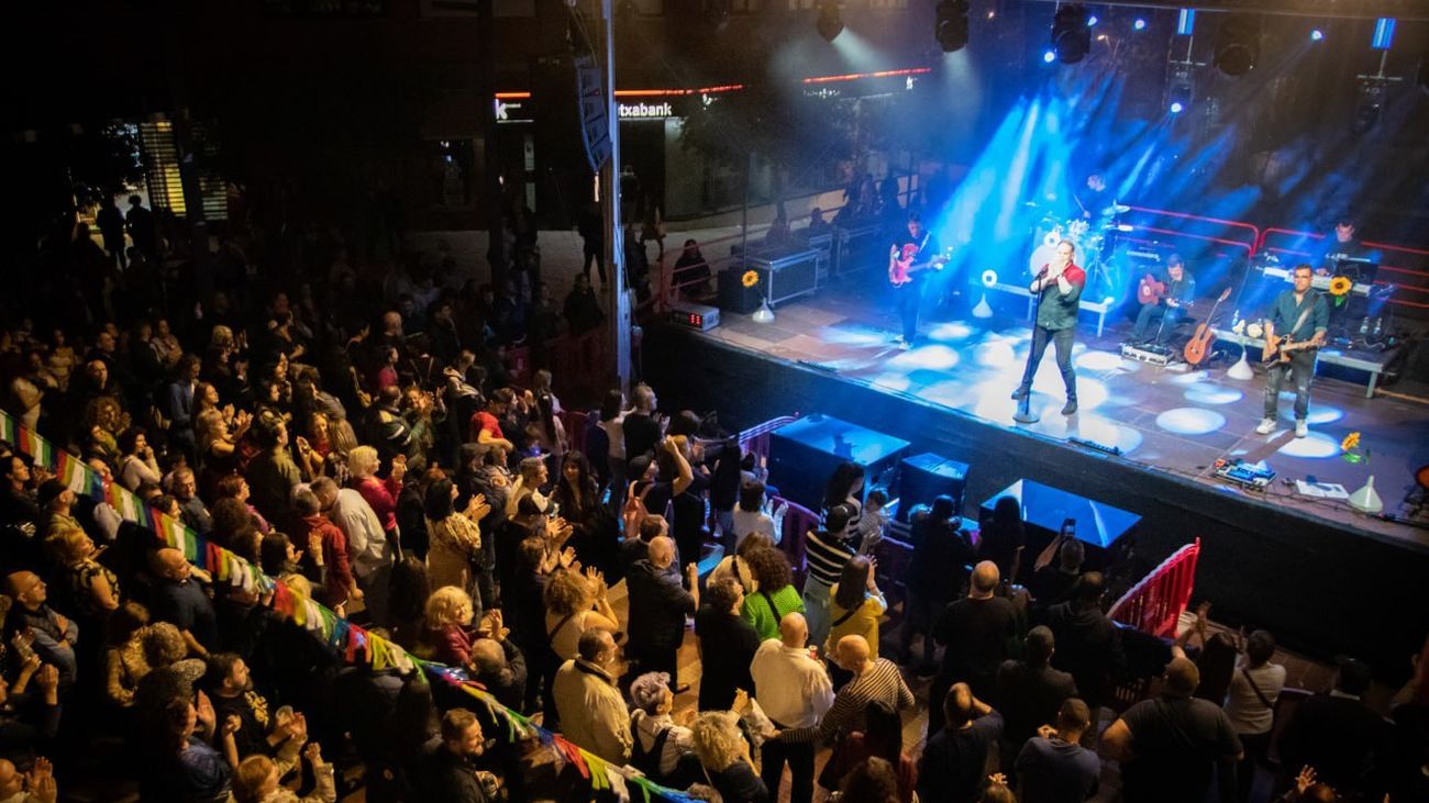 Actuación musical en las fiestas de Alcorcón