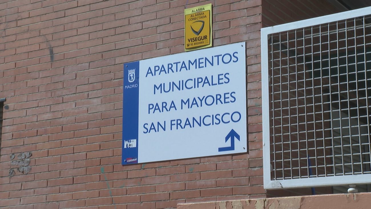 Apartamentos municipales para mayores 'San  Francisco'