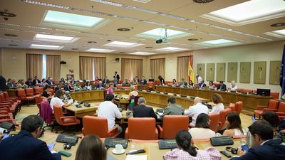 Los socios de Sánchez evitan que comparezca por la crisis migratoria pese al descuelgue de Junts