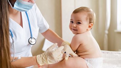 Arranca en Madrid la campaña de vacunación de bebés frente a la bronquiolitis