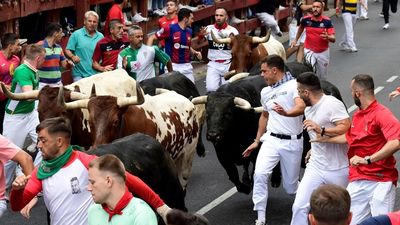 El quinto encierro de San Sebastián de los Reyes concluye con tres heridos, uno por cornada