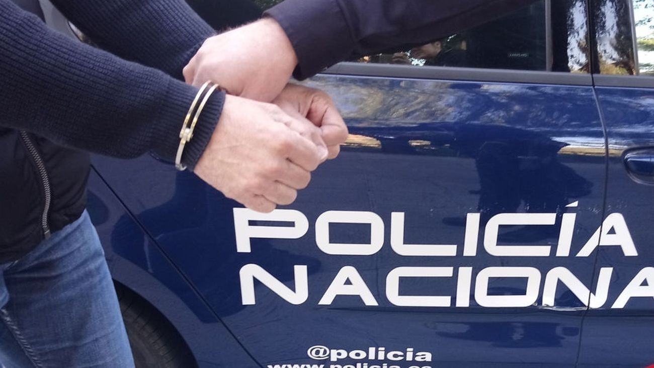 Una persona detenida por la Policía Nacional