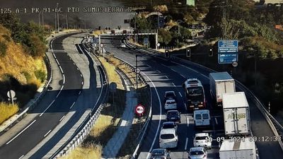 Muere el conductor de una furgoneta en un accidente en el túnel de Somosierra, en la A-1