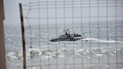 Calma tensa en la frontera con Marruecos tras un intento masivo de entrada de inmigrantes