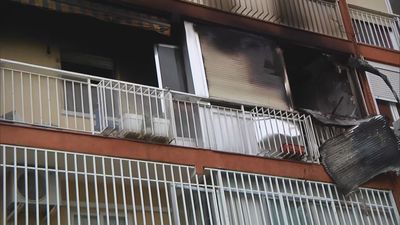 Herida grave una mujer tras el incendio de una vivienda en Fuenlabrada