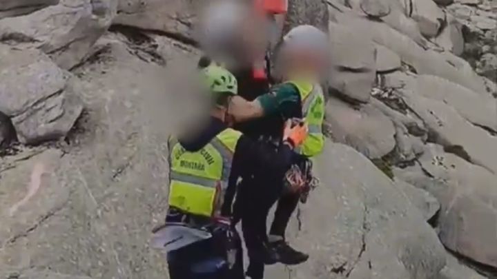 La Guardia Civil rescata a dos senderistas que habían quedado atrapados en La Pedriza