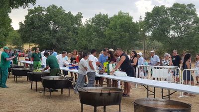 Patatada, carrera de colores y batucadas en las fiestas de Soto del Real