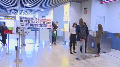 Deportados a Marruecos 16 de los saharauis que solicitaron asilo en Barajas