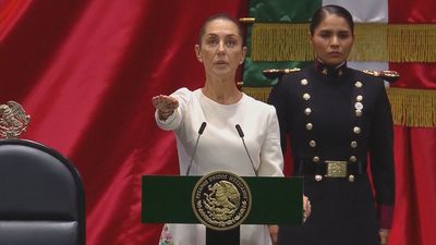 Claudia Sheinbaum asume como la primera mujer presidenta de México