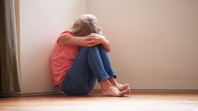 Un estudio sitúa en 4.500 millones el coste de la violencia sexual contra la infancia