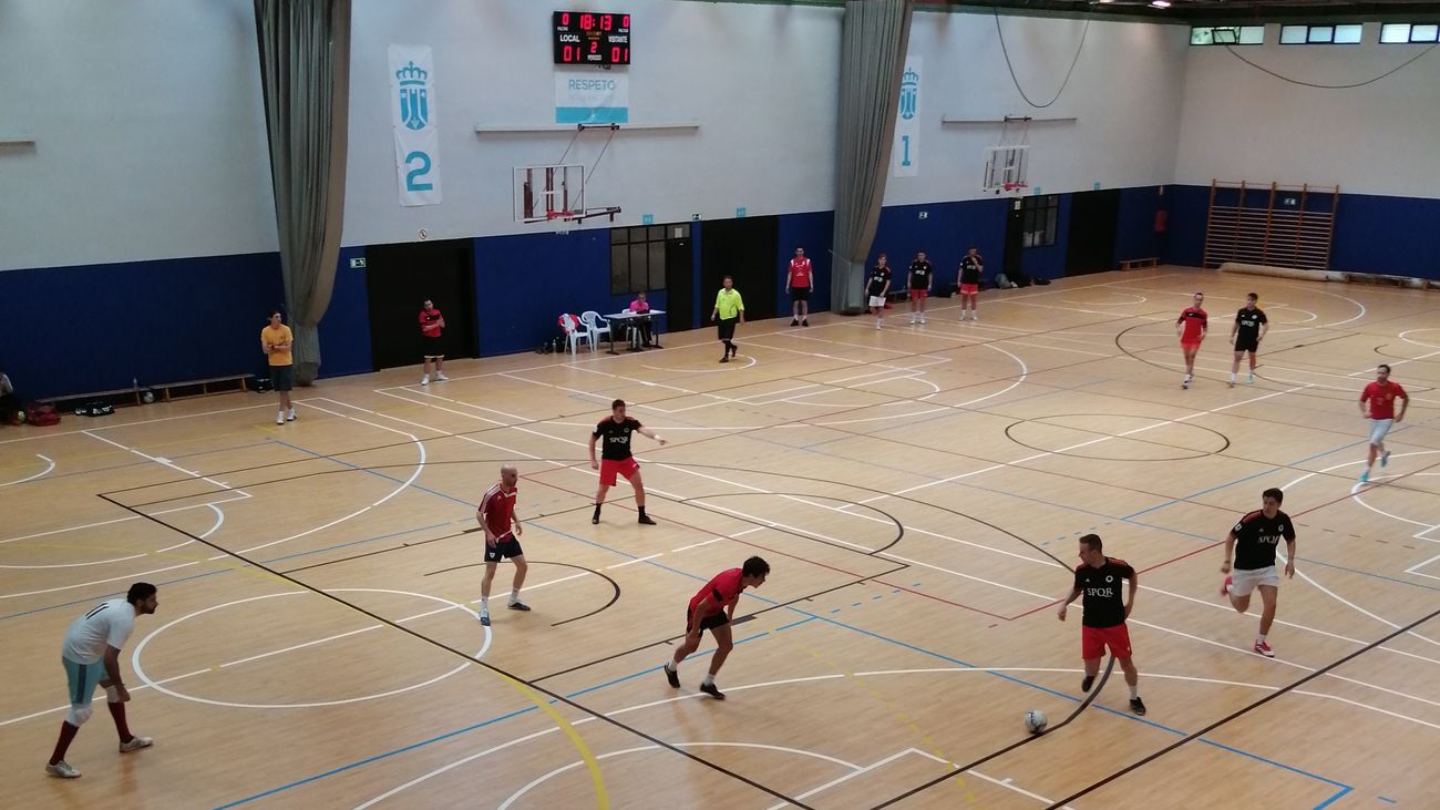 Partido de fútbol sala en Majadahonda