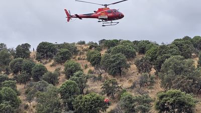 La Policía de Galapagar y los bomberos rescatan a tres senderistas en apuros