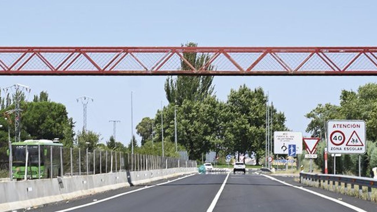 Pasarela peatonal de la M-103 en Algete