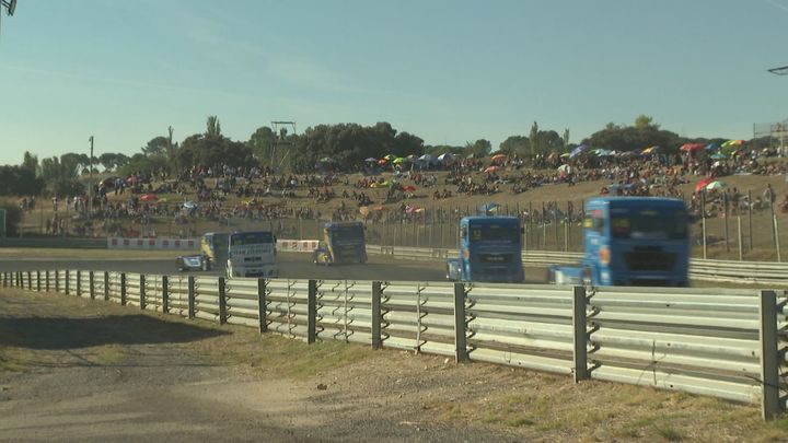 Los camiones 'rugen' en el Circuito del Jarama ante 25.000 espectadores