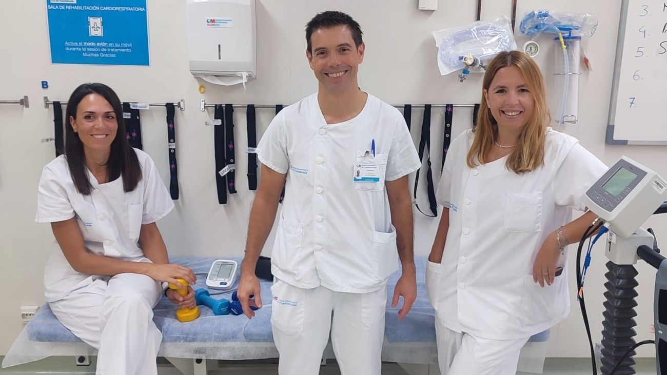 El Hospital de Fuenlabrada imparte un taller de ejercicio terapéutico para pacientes con tumores ginecológicos