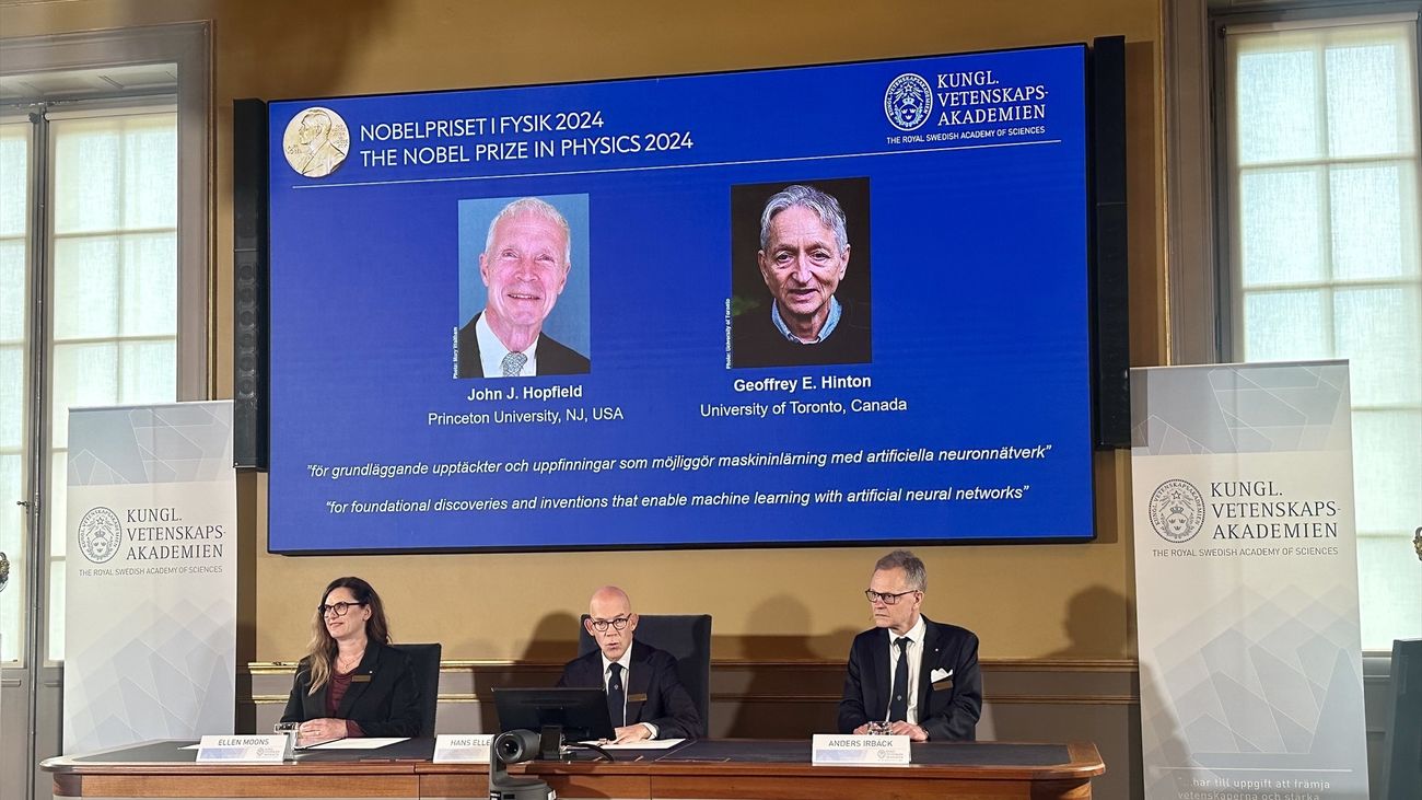 Anuncio de los galardonados con el Nobel de Física 2024, John J. Hopfield y Geoffrey E. Hinton