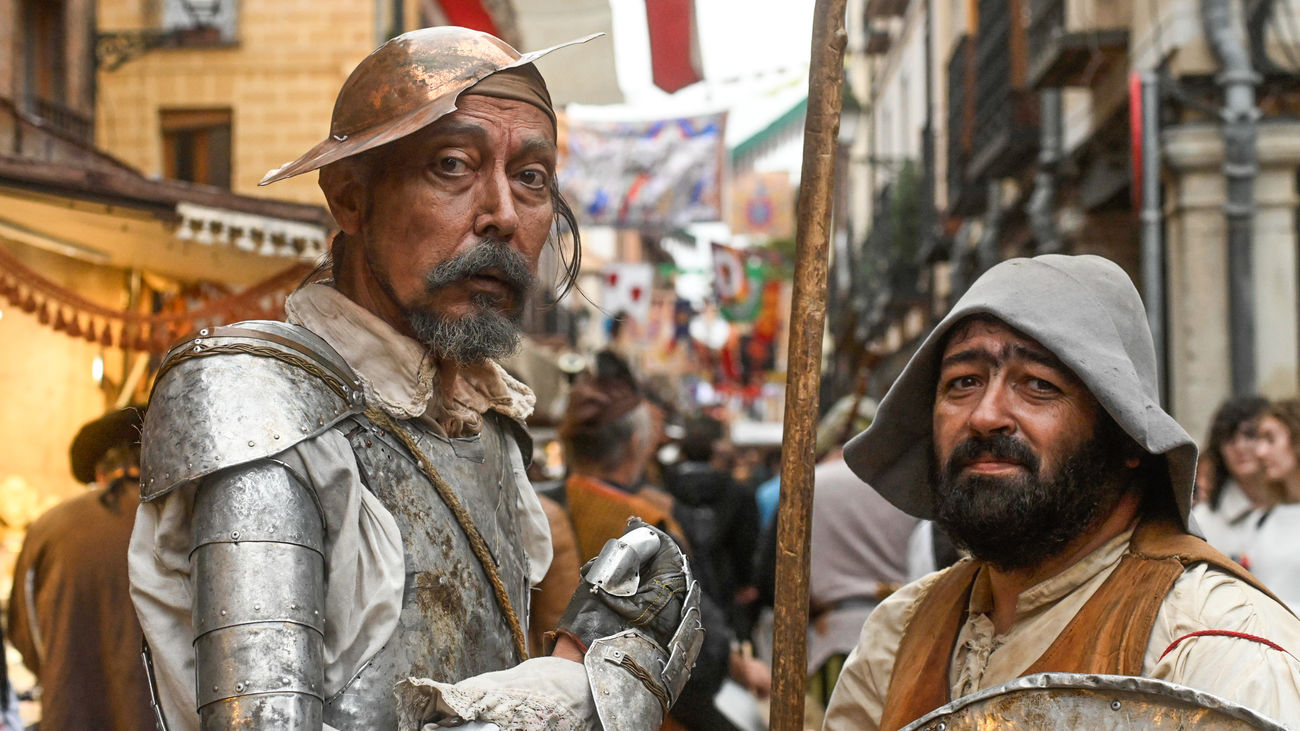 Don Quijote y Sancho Panza en el Mercado Cervantino de Alcalá de Henares