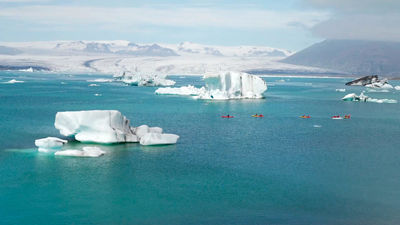 Islandia, país de contrastes donde conviven el hielo de los glaciares y el fuego de los volcanes