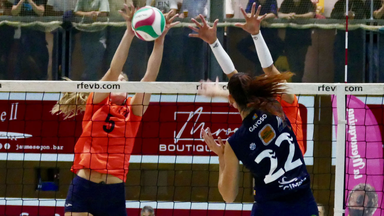 Voleibol Madrid Chamberí ante el Avarca Menorca