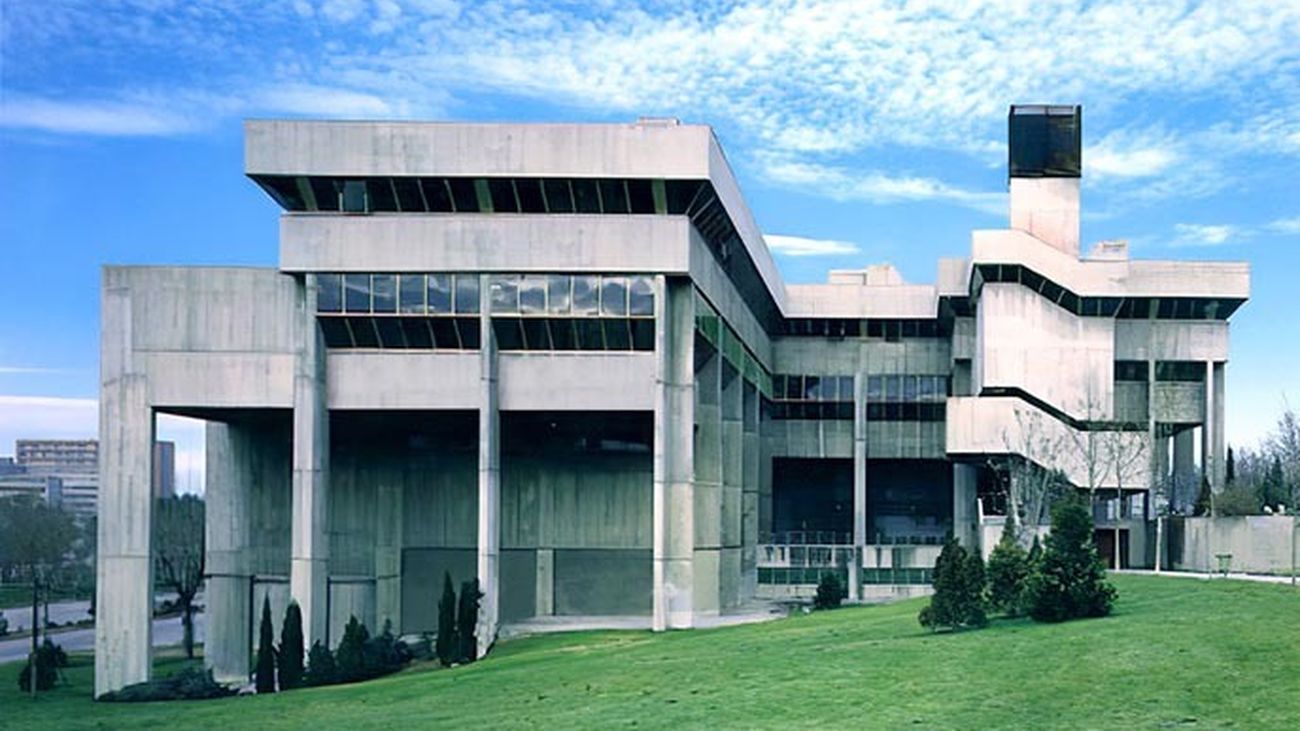 Edificio principal de la facultad de Ciencias de la Información