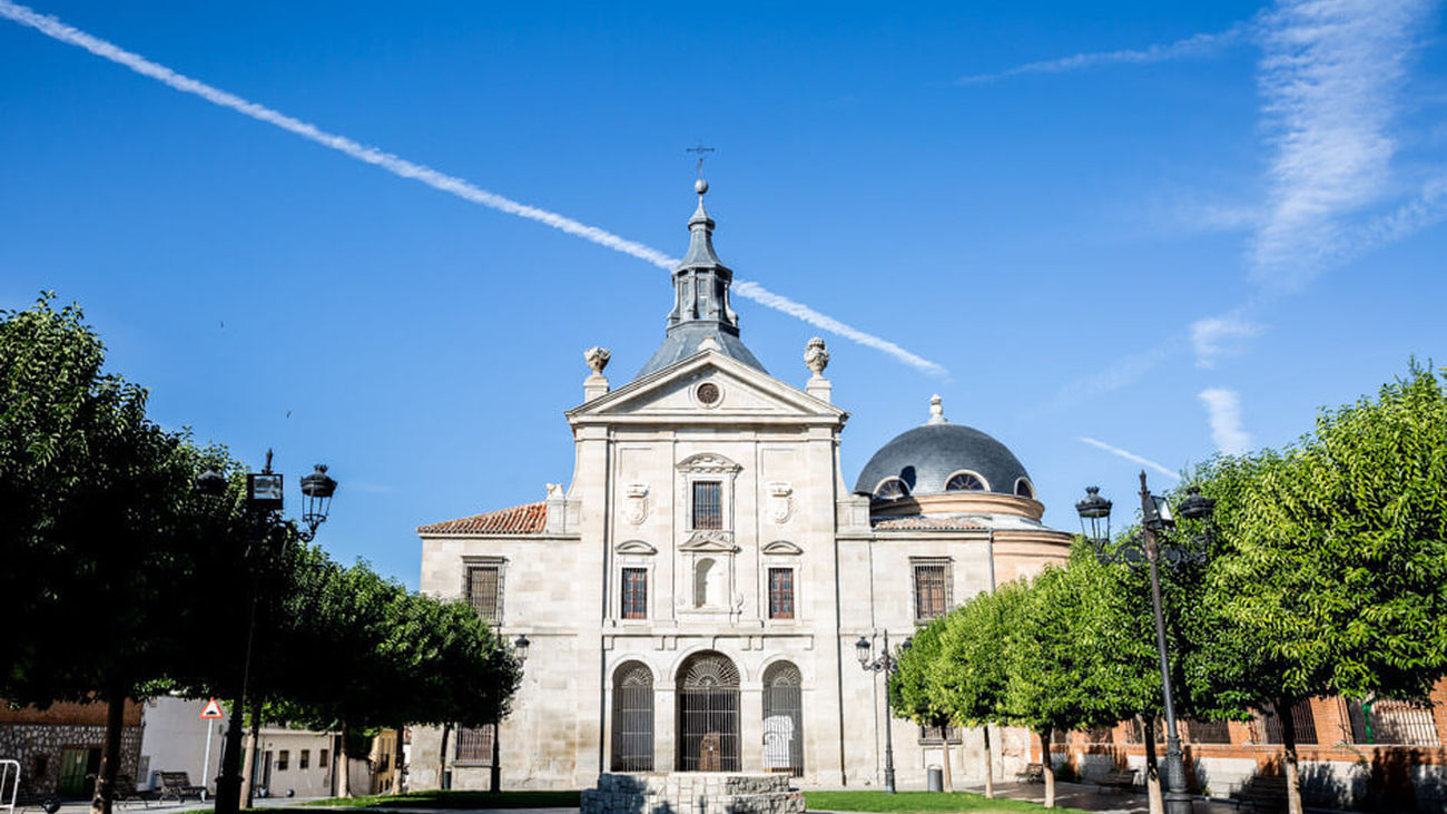 Fachada del Monasterio de la Inmaculada Concepción, en Loeches