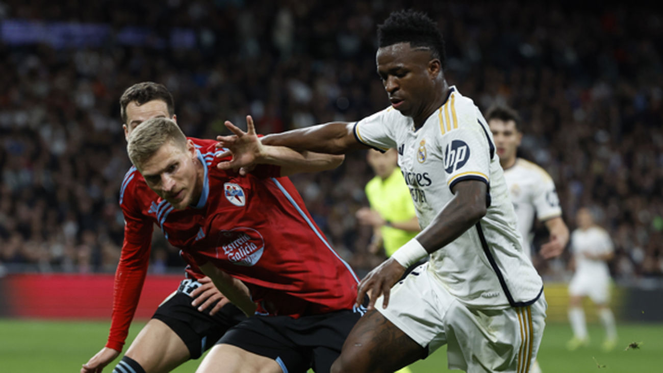 Vinicus ante el Celta