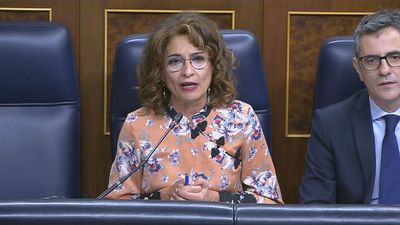 La oposición pregunta en el Congreso por la corrupción y el Gobierno responde con Ayuso