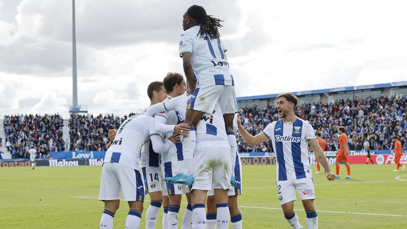 Los jugadores del Leganés celebran un gol al Celta en Butarque