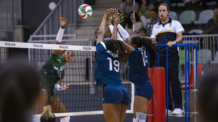 Voleibol Madrid no termina de despegar