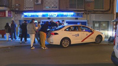 Taxistas de Madrid parten a Valencia cargados con alimentos y productos de primera necesidad