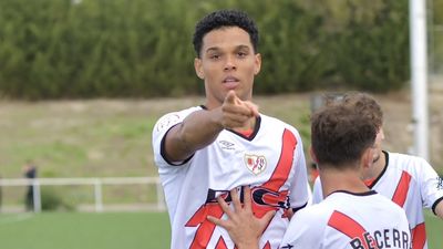 Etienne Eto'o: "Nada me haría más feliz que jugar muchos partidos con el Rayo"