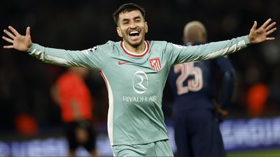 1-2. Correa levanta al Atleti y hunde al PSG de Luis Enrique