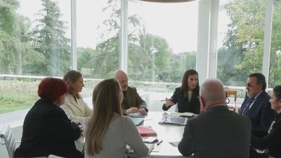 La Reina Letizia se reúne con asociaciones y entidades sociales que ayudan a los afectados por la DANA